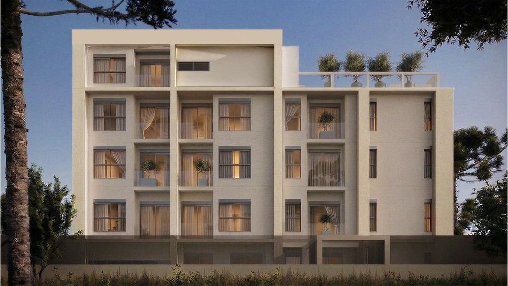 The One, Glyfada